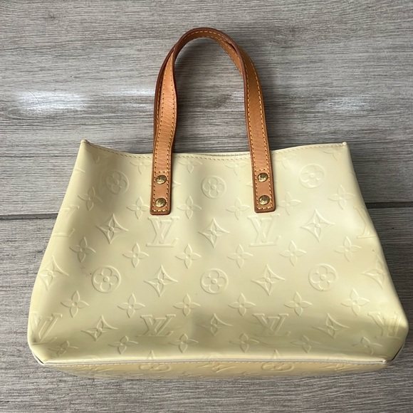 Louis Vuitton Small Vernis Cream Tote EUC - Picture 1 of 13